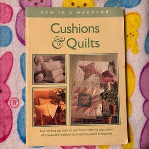 VTG Cushions & Quilts Sewing Guide 1998 Grannycore Trad Wife